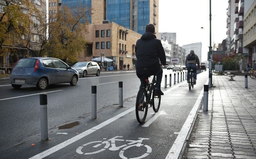 Azerbaijan expands bicycle paths up to 100 km with micromobility services