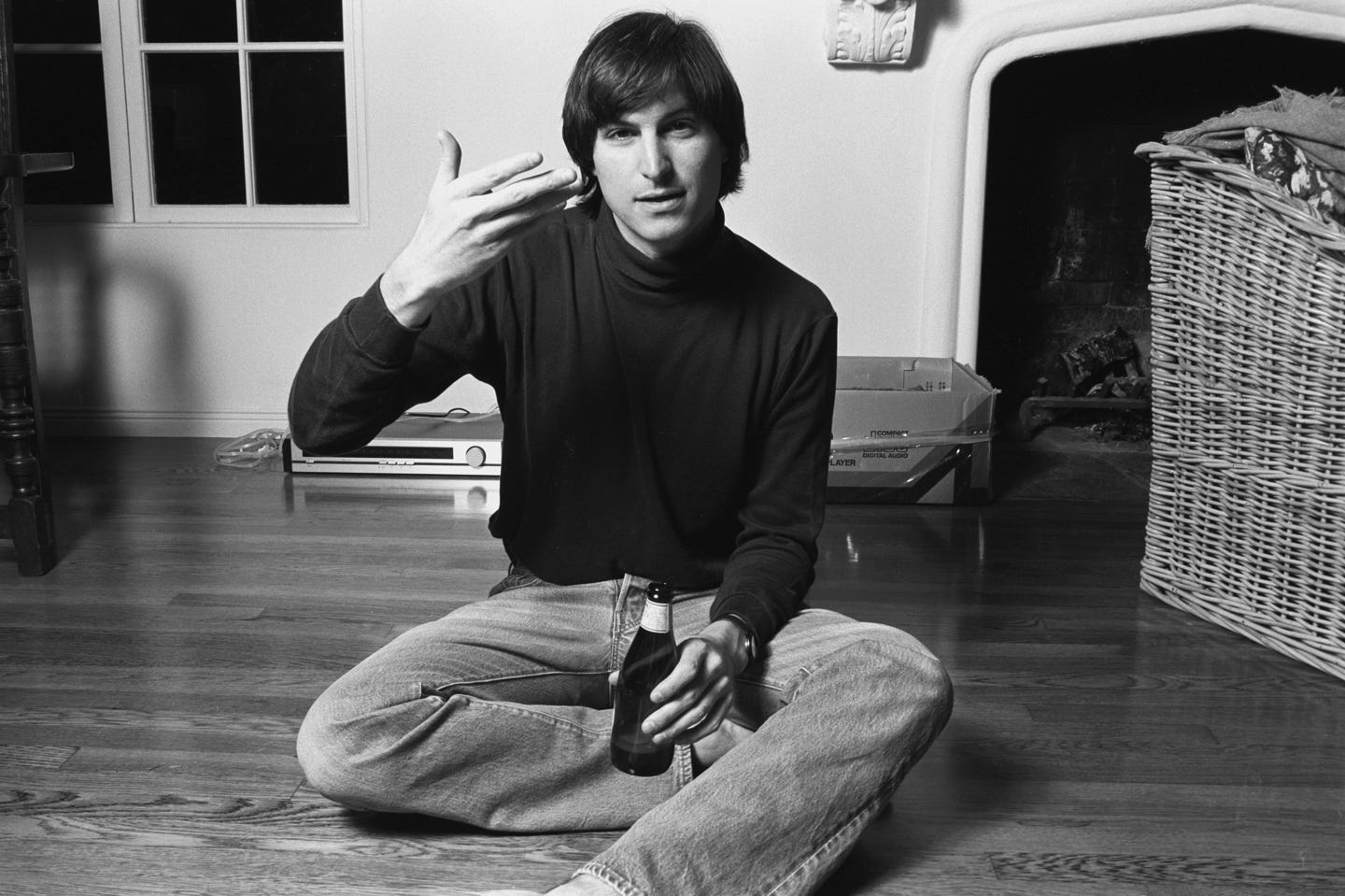 Some 'unseen' outtakes from iconic Steve Jobs shoot - 9to5Mac