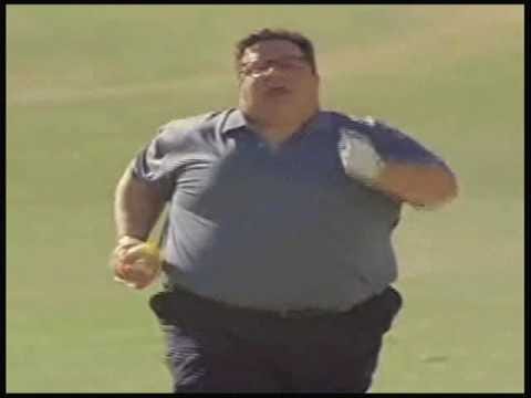 Fat Guy Running (to funny music) - YouTube