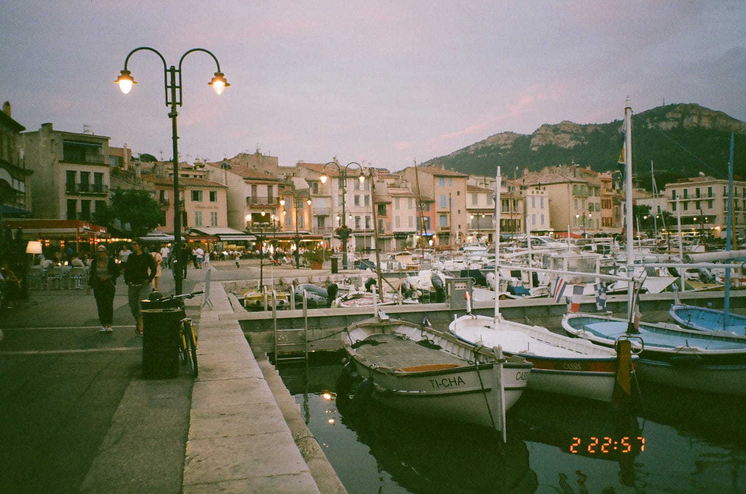 Solo travel stories what it's like to fall in love in another country by food and travel writer Courtney Jill Bishop. 