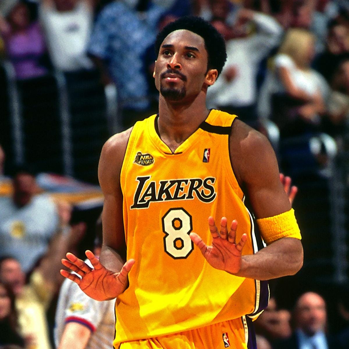 Kobe Bryant's 2000 Lakers NBA Title Ring, Game-Worn Shoes, More to Be  Auctioned | News, Scores, Highlights, Stats, and Rumors | Bleacher Report