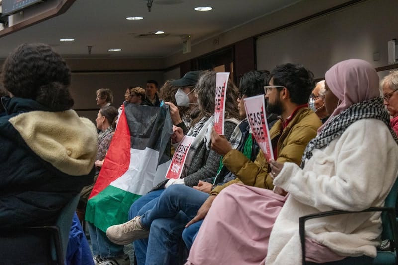 Indiana Daily Student on X: "Dozens of Bloomington residents urged the city  council to introduce and pass a resolution calling for a ceasefire in the  Israel-Hamas war during public comment at Wednesday's
