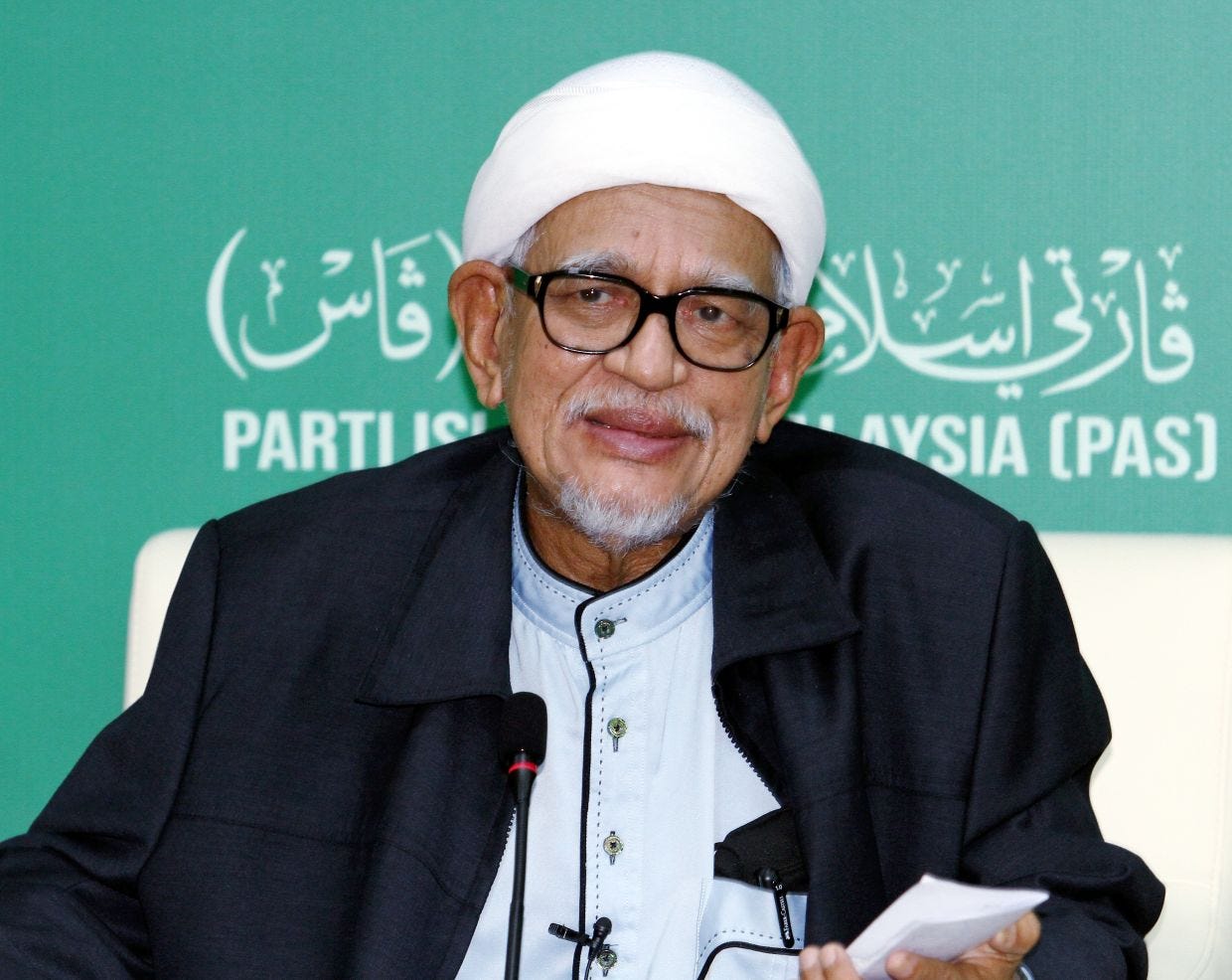 PAS president Hadi Awang admitted to IJN for treatment | The Star