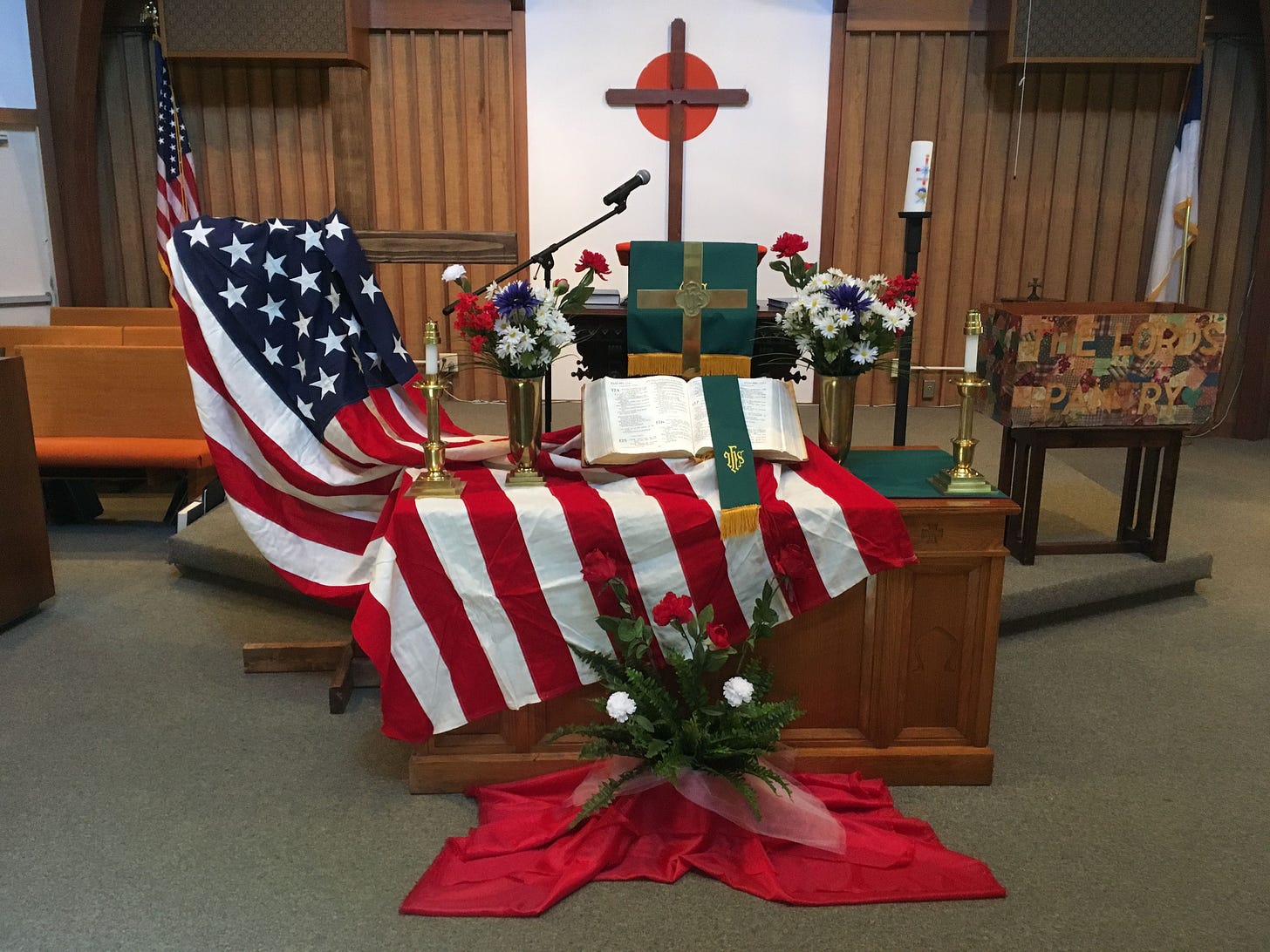 Pin by Kim McIntosh Sutton on America | Church christmas decorations,  Church altar decorations, Church decor