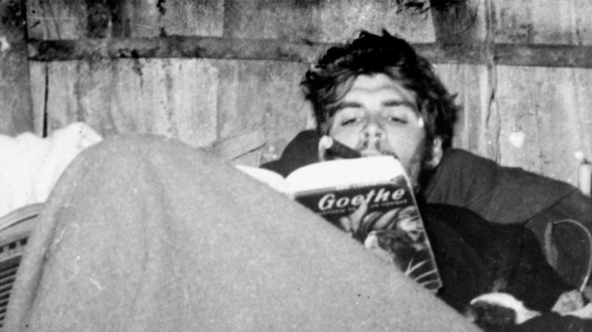Exhibition Introduces Che Guevara's Reading Passion | Birzeit University