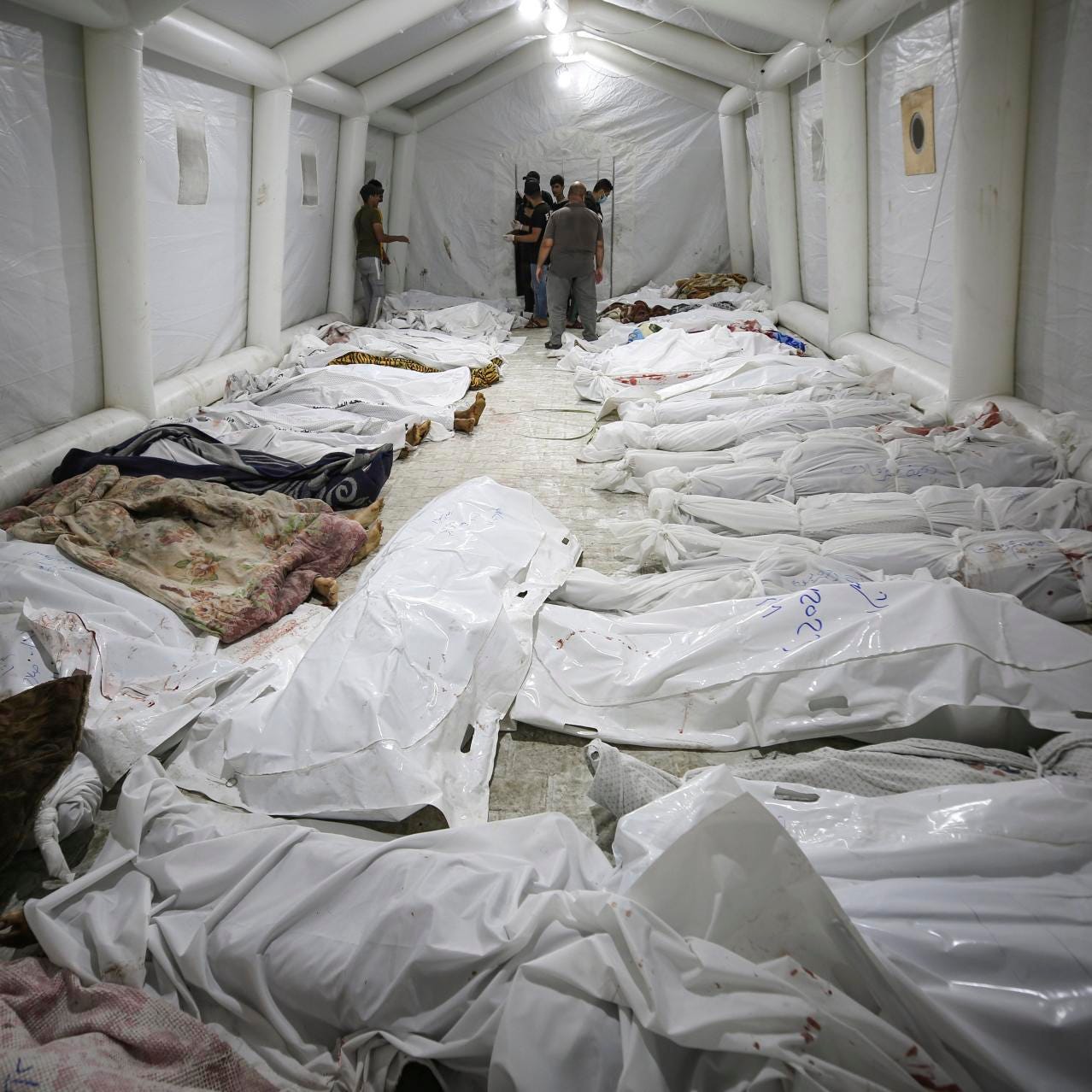Blast at Gaza Hospital Kills More Than 500, Palestinian Officials Say - WSJ
