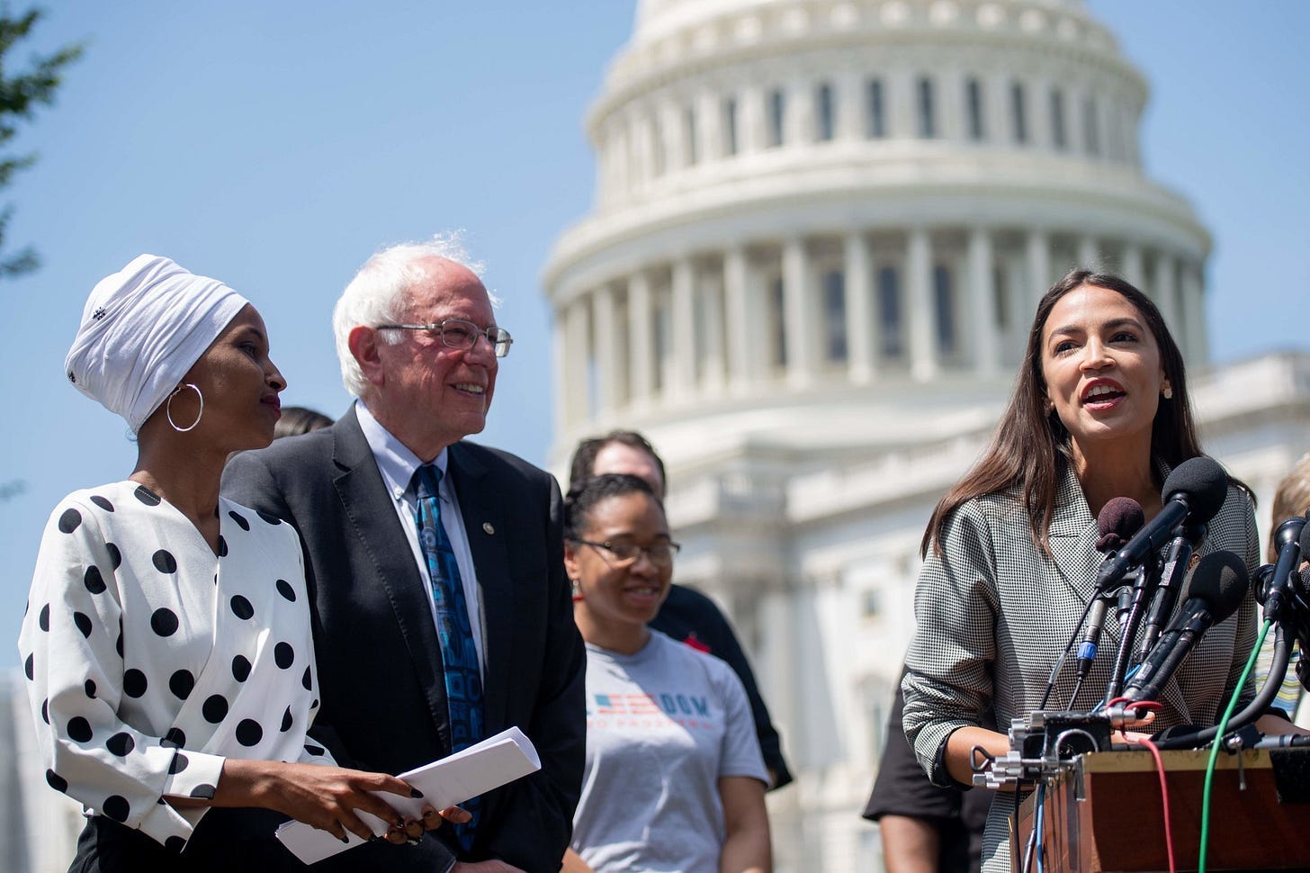 Ilhan Omar Endorses Bernie Sanders, and Alexandria Ocasio-Cortez Will Do So  as Well - The New York Times