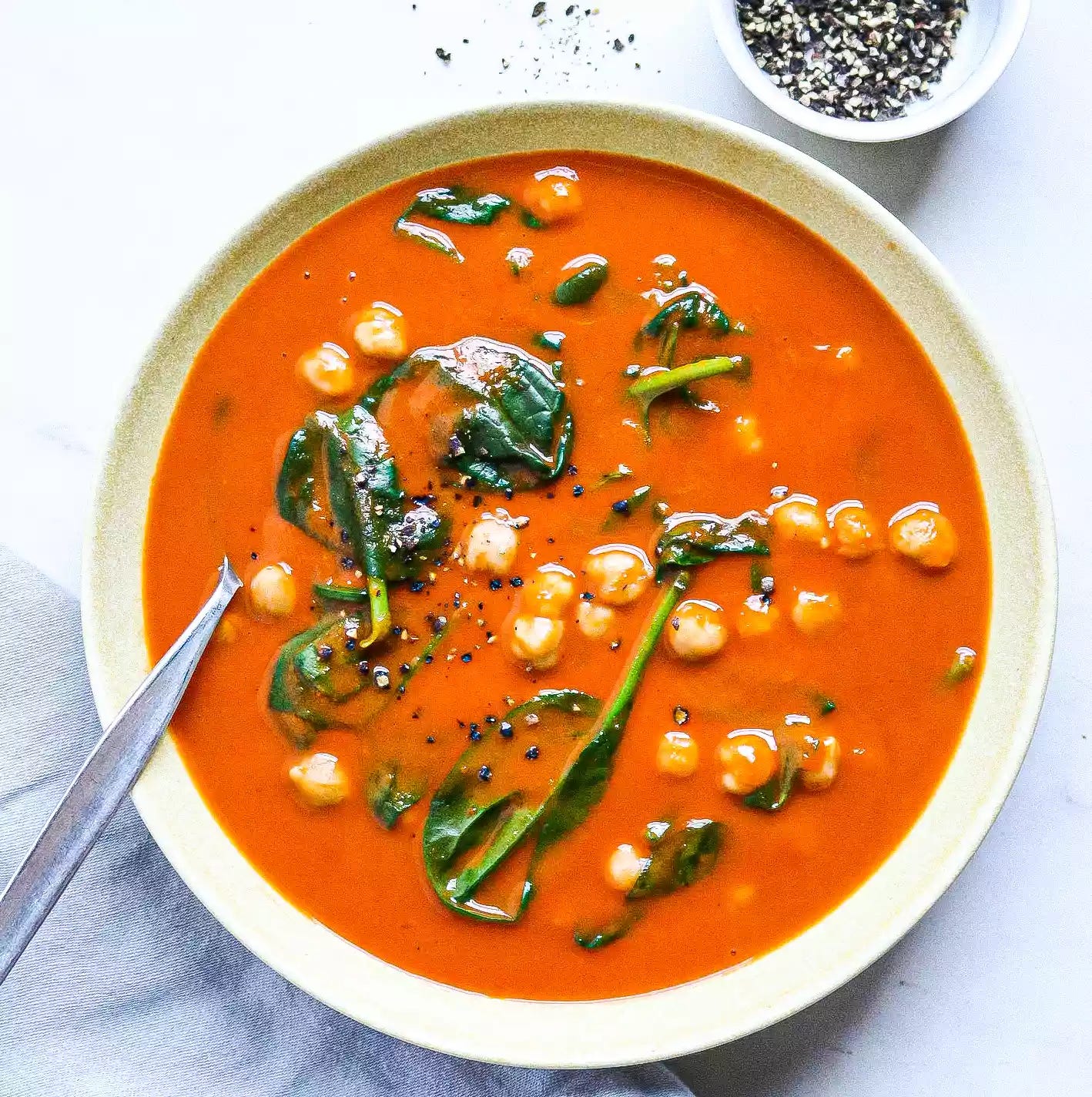 3-Ingredient Roasted Red Pepper Soup with Chickpeas