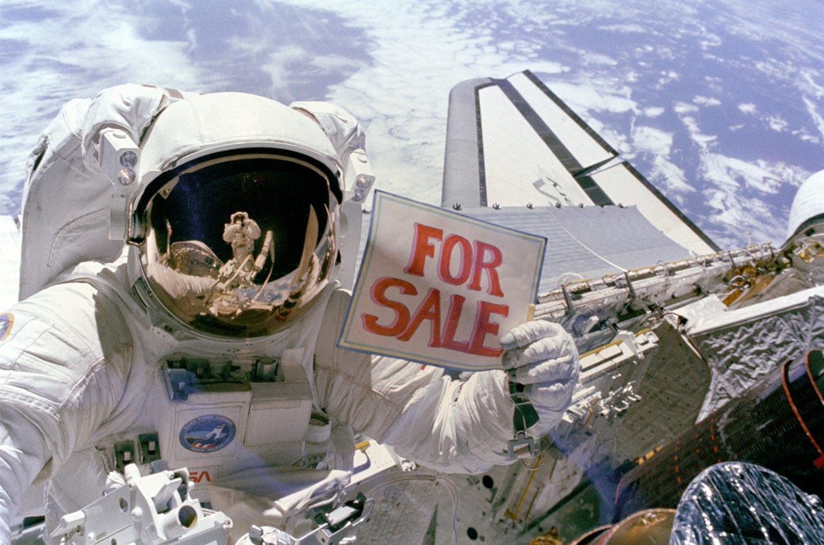 A Brief History of Space Advertising – The 8 Percent