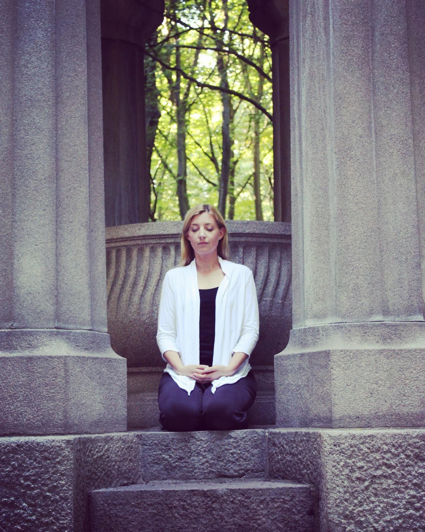 Picture of female meditating, picture cred: Felicia Lans