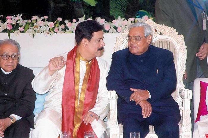 subrata roy with atal bihari vajpayee