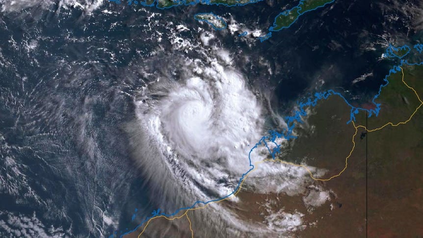 Kimberley residents urged to prepare for wild weather despite weakening of  Tropical Cyclone Errol - ABC News