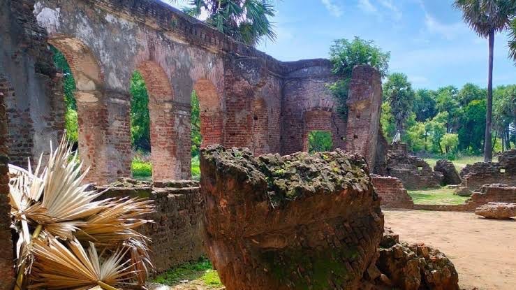 Nestled between Veerampattinam Beach and the Ariyankuppam River are the remnants of an ancient port city once known as Podouke, mentioned in the 1st-century Periplus of the Erythraean Sea. 