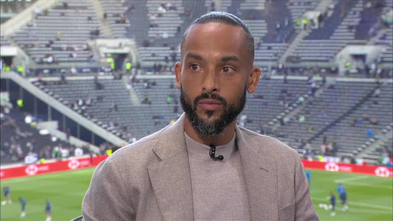 Arsenal fans fume at Theo Walcott as Sky pundit reveals he hopes Gunners  DRAW with Tottenham