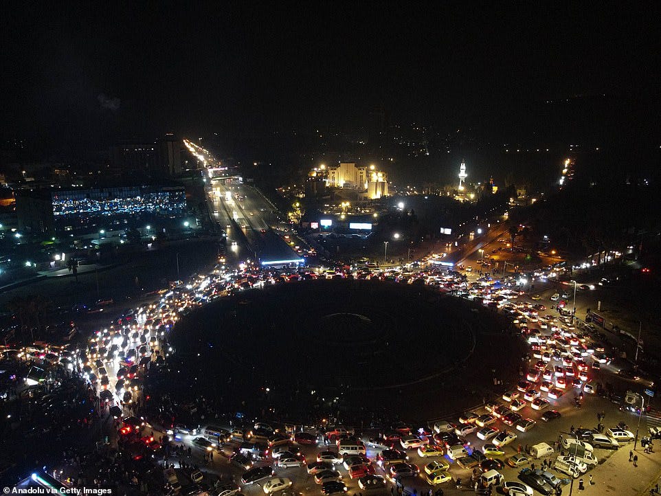 SYRIA: Syrians flock to Umayyad Square, Damascus, to celebrate the New Year