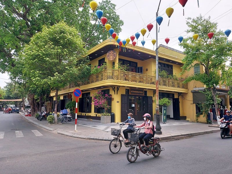 Starbucks Hoi An