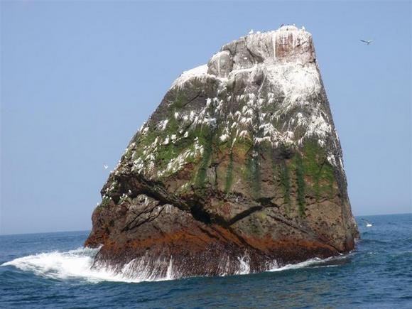 Rockall - Andy Strangeway / Geograph - Wikimedia Commons