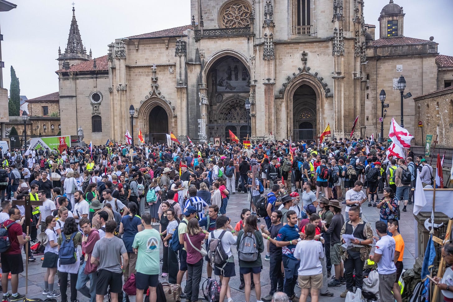 May be an image of one or more people, crowd and monument