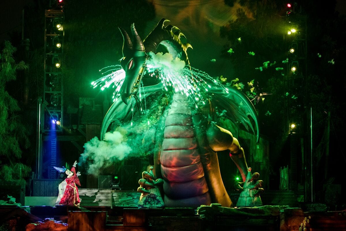 The Disneyland 'Fantasmic!' show that went up in flames is shelved until at  least Labor Day - Los Angeles Times