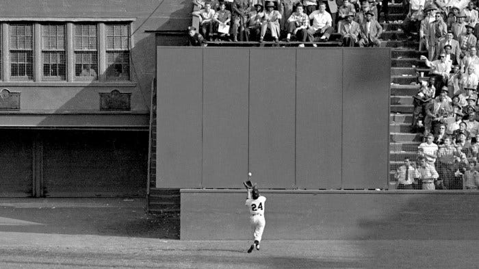 Willie Mays comes down with 'The Catch'