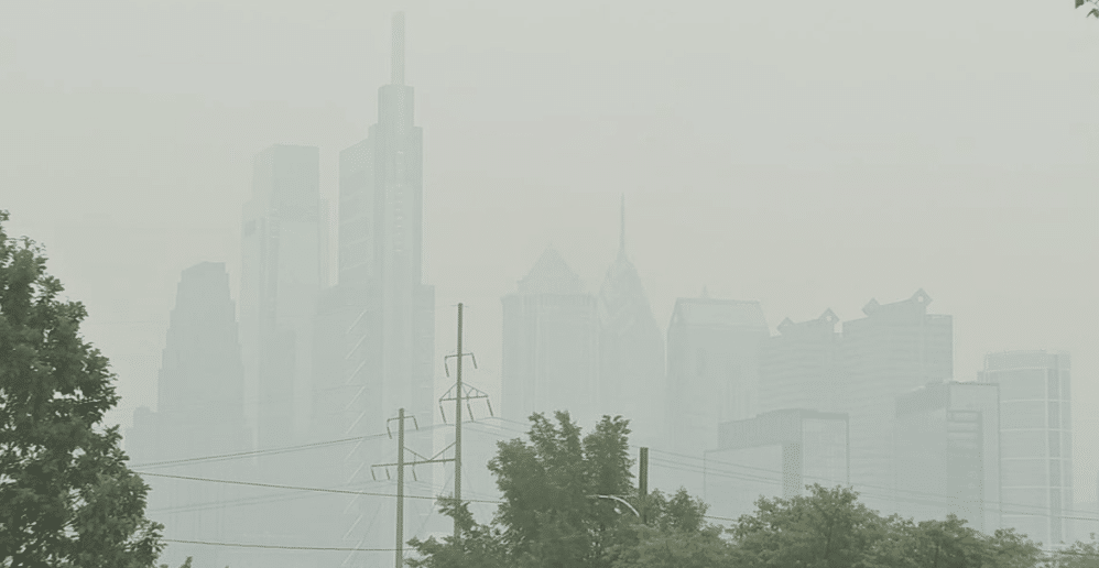 Hang the Banner: Philadelphia Now Has the Worst Air Quality in the Entire  World - Crossing Broad