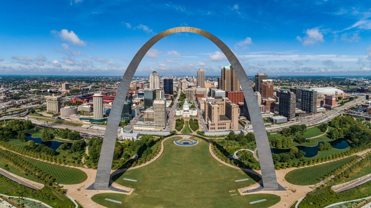 Uncover the Sights and Stories of St Louis' Gateway Arch
