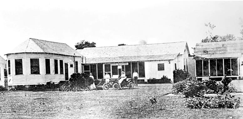 Friendly Society Hospital in 1911. 