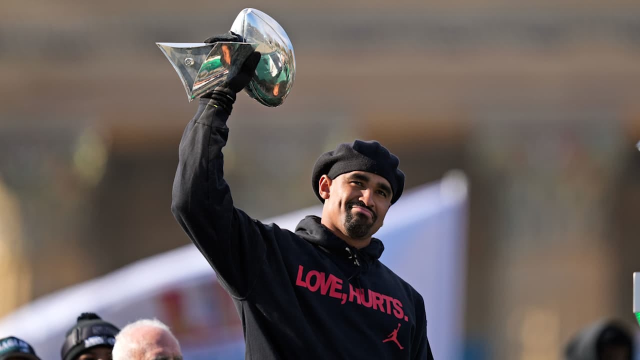 Eagles QB Jalen Hurts looks forward at Super Bowl LIX victory parade: 'The  next pursuit begins'