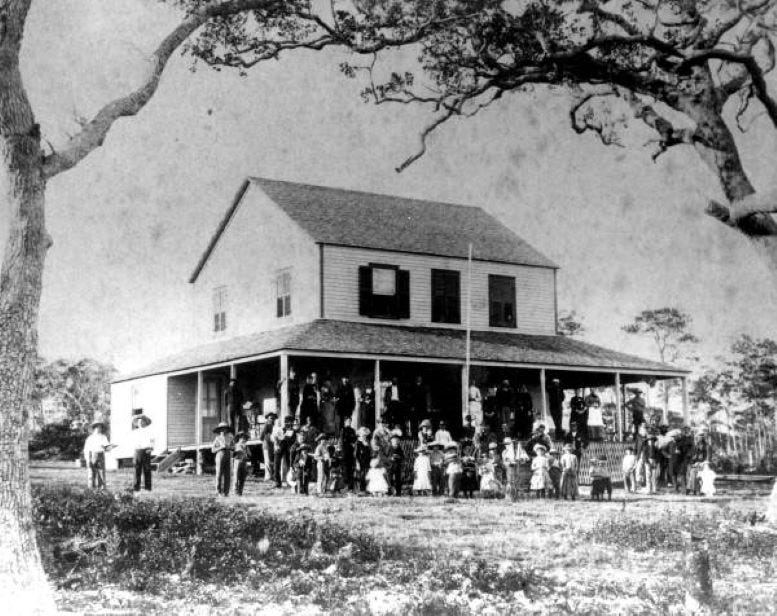  Figure 4: Peacock Inn in Coconut Grove in 1896