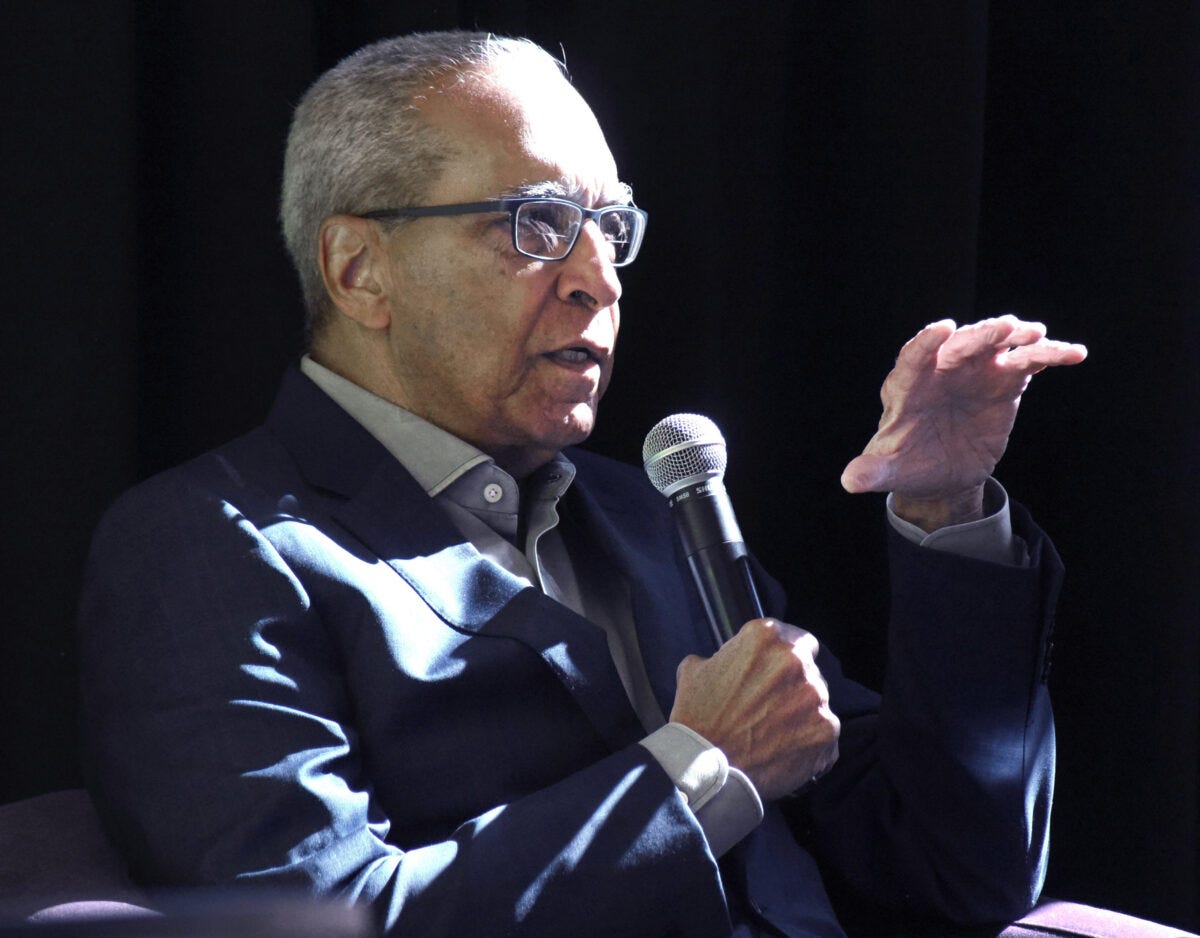 Shelby Steele speaks at COC: 'Racism is over with'