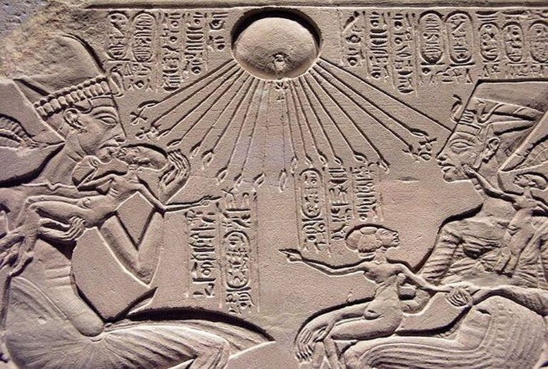 Aten - Sun God, Solar Disc | mythicalcreatures.info