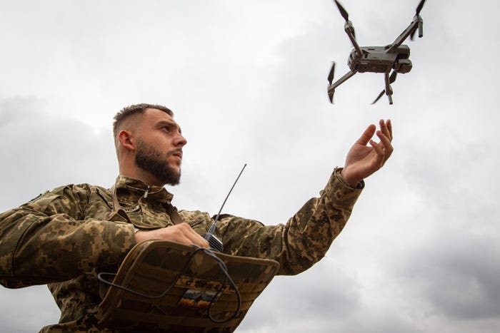 Russians Are Hunting the Ukrainian Drone Pilots Destroying Their Tanks -  Business Insider