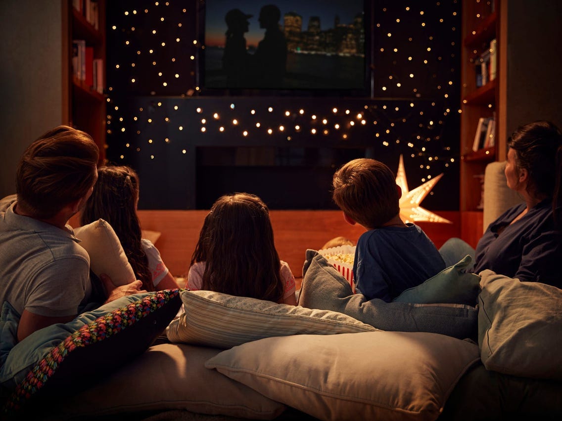 How to Make a Great Family Movie Night at Home