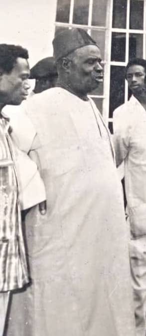 Paramount Chief Alhaji Bombolai at the groundbreaking to build the high school  my father attended.