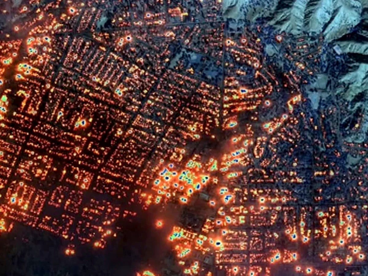 Imágenes vistas desde el espacio muestran la magnitud de los incendios en  Los Ángeles, California