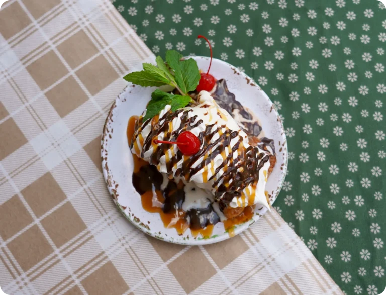 Mimis_IcecreamSundae Mimis_IcecreamSundae