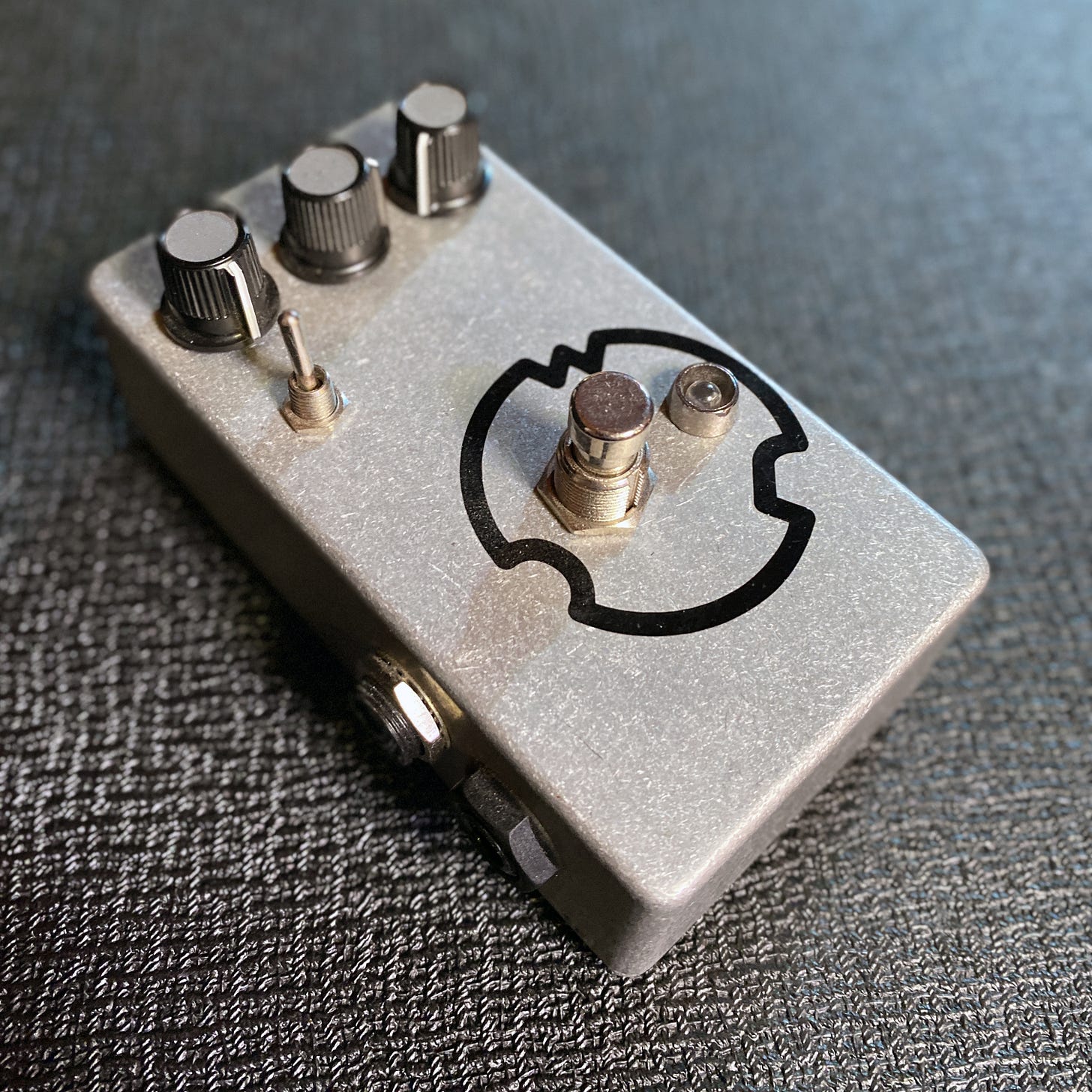 Supertone Custom Bass FUZZ