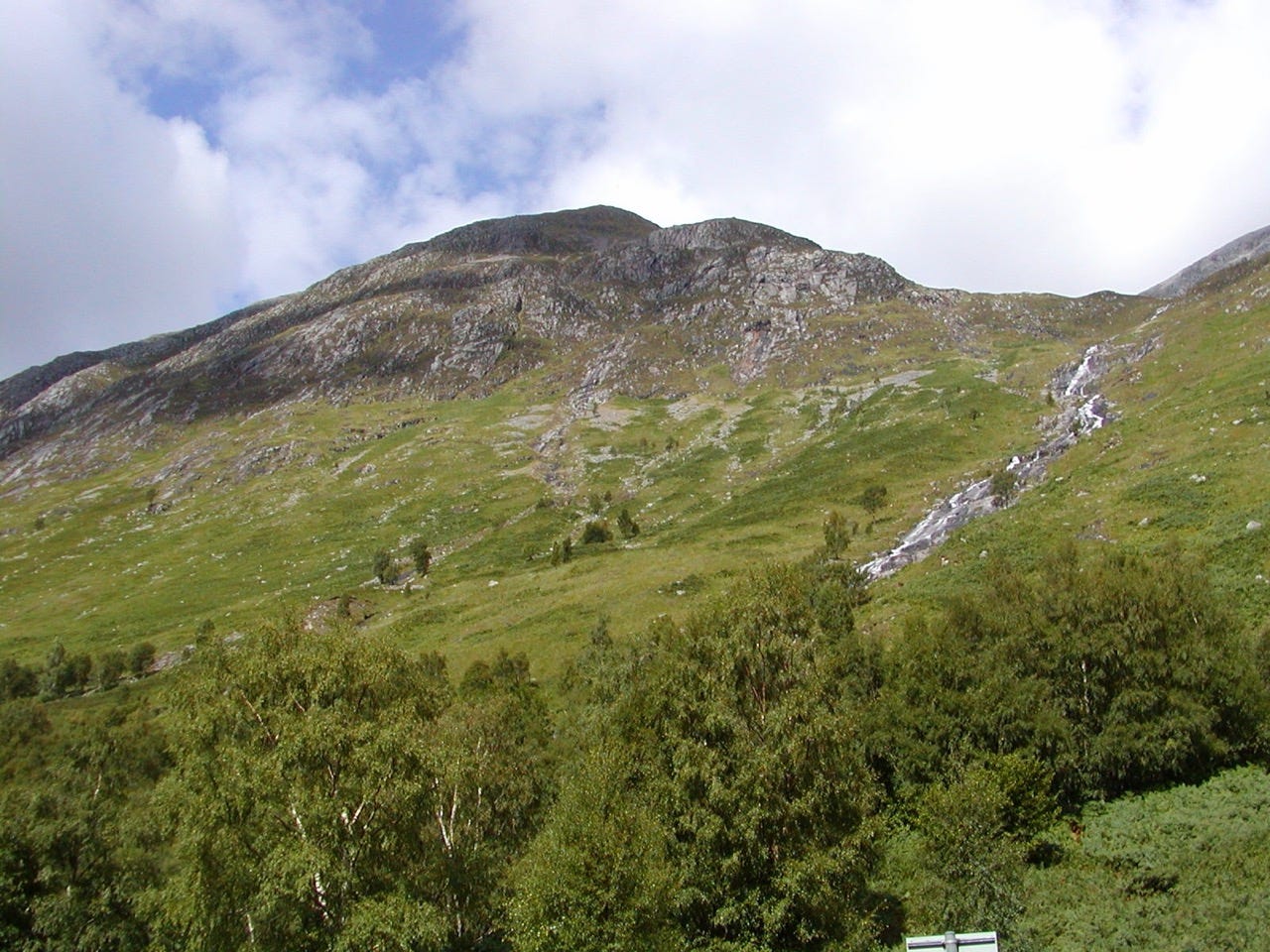 A landscape of a steep hillside. Nothing to do with AI. I just liked the photo. 