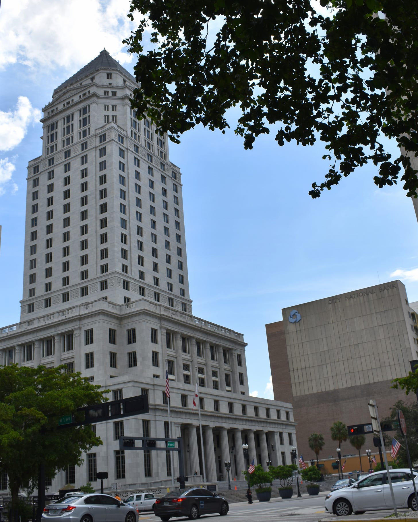 File:Dade County Courthouse (Miami, Florida).jpg - Wikimedia Commons