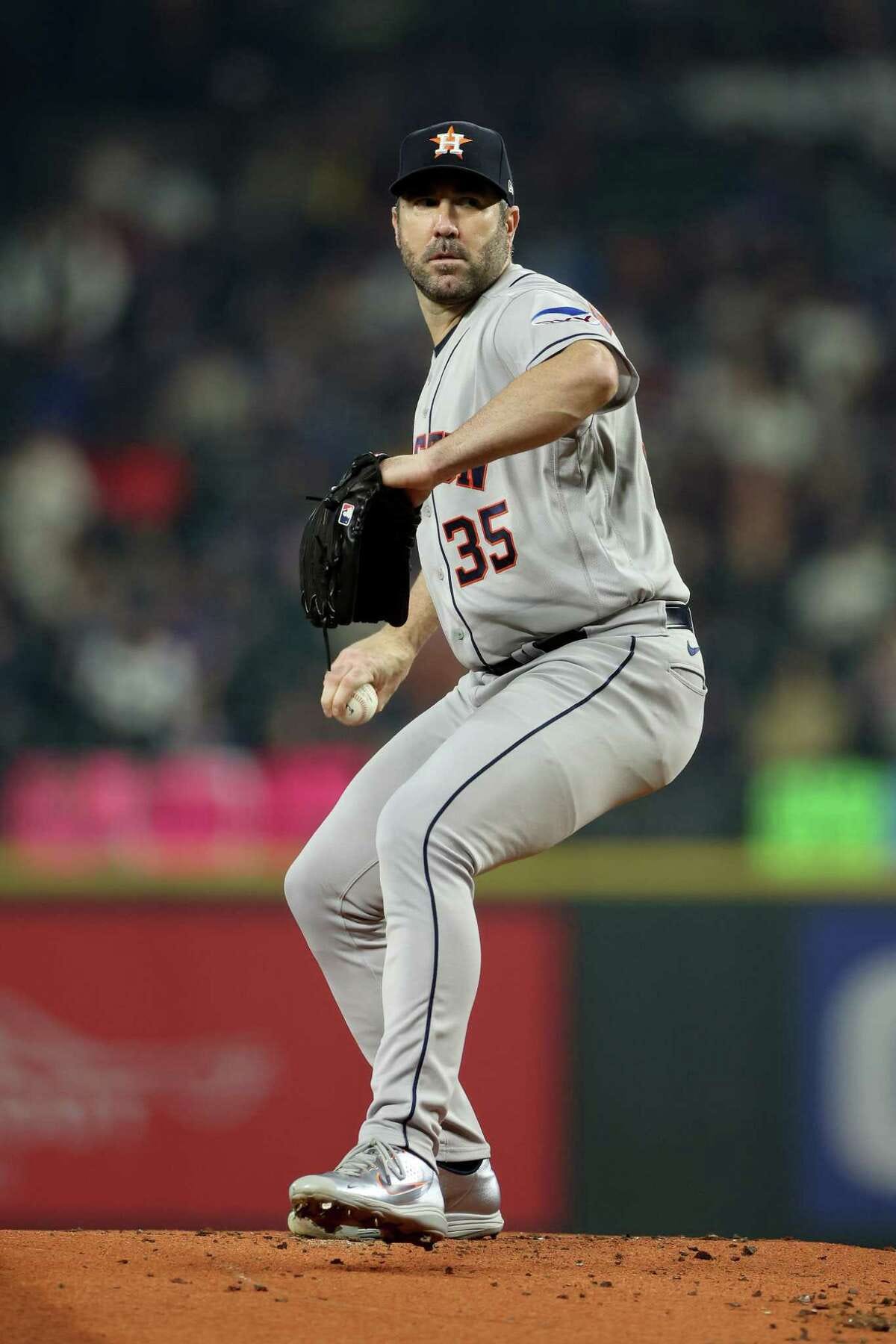 SEATTLE, WASHINGTON - SEPTEMBER 25: Houston Astros starting pitcher Justin Verlander #35 pitches during the first inning against the Seattle Mariners at T-Mobile Park on September 25, 2023 in Seattle, Washington.