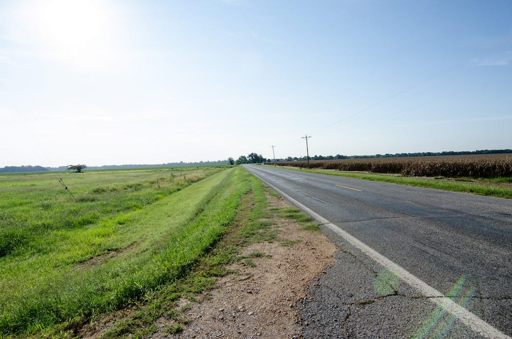 highway-82-mississippi-delta-vacation-driving-roadtrip-jenny-adams-buddha-drinks-fanta