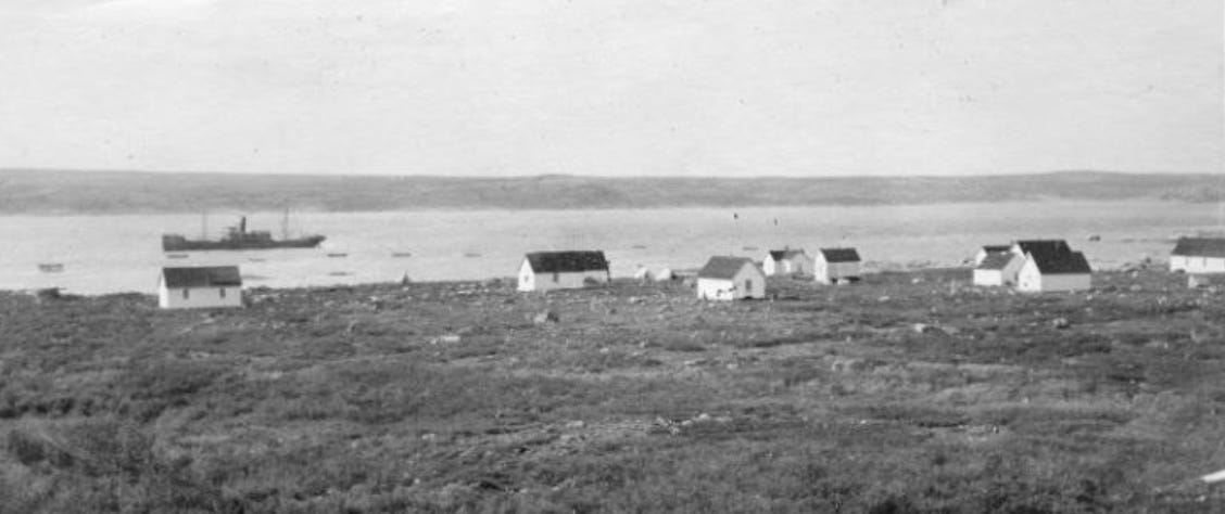 Fort Chimo with houses and water