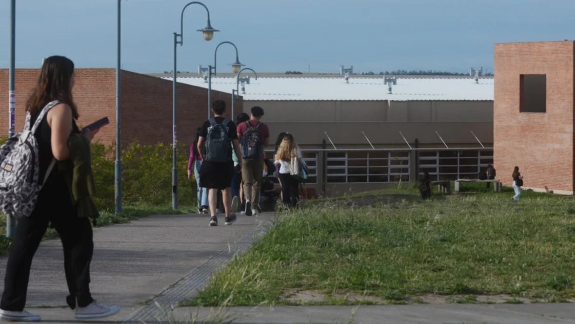 De la secundaria a la universidad: un viaje lleno de dudas