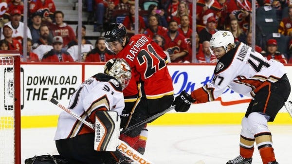 anaheim ducks beat calgary flames 2015 stanley cup playoffs game 4