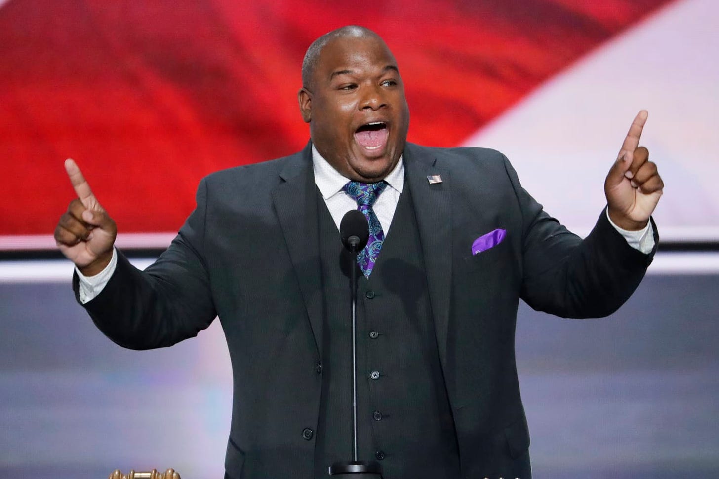 Outspoken pro-Trump pastor Mark Burns joins the race for Gowdy seat