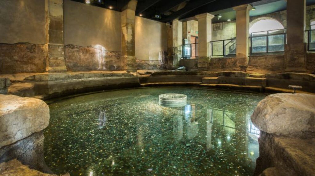 Donations down at Roman Baths after going cashless | blooloop