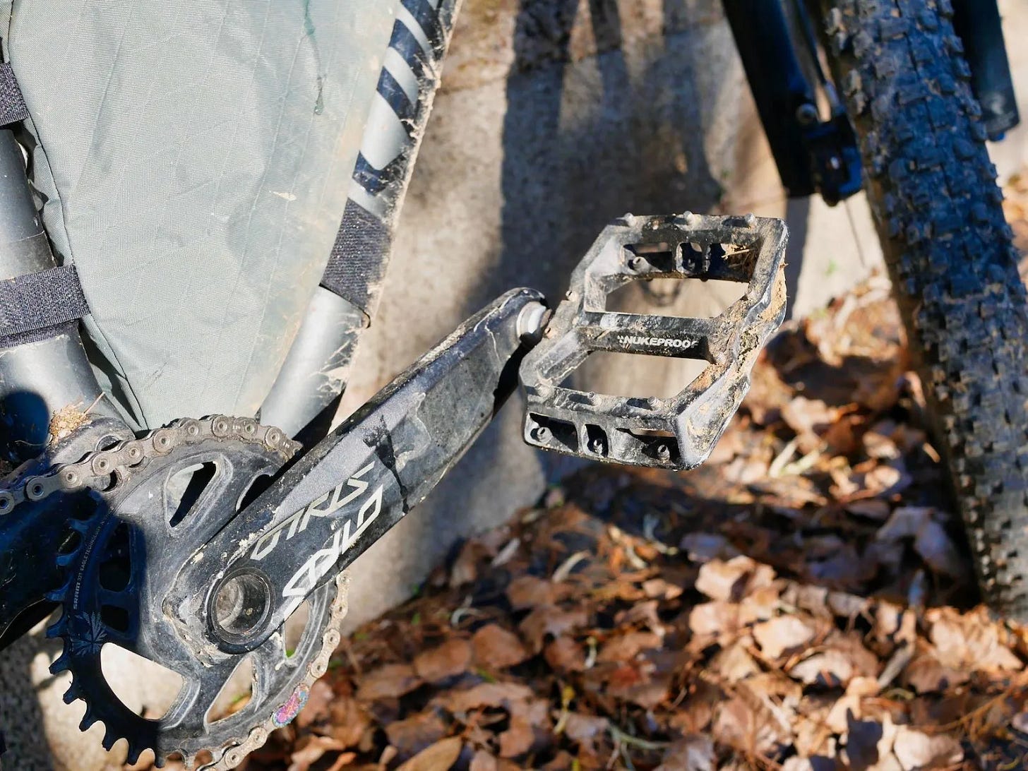 Gravel, VTT et bikepacking : pédales auto ou plates ? Gravel, VTT et bikepacking : pédales auto ou plates ?