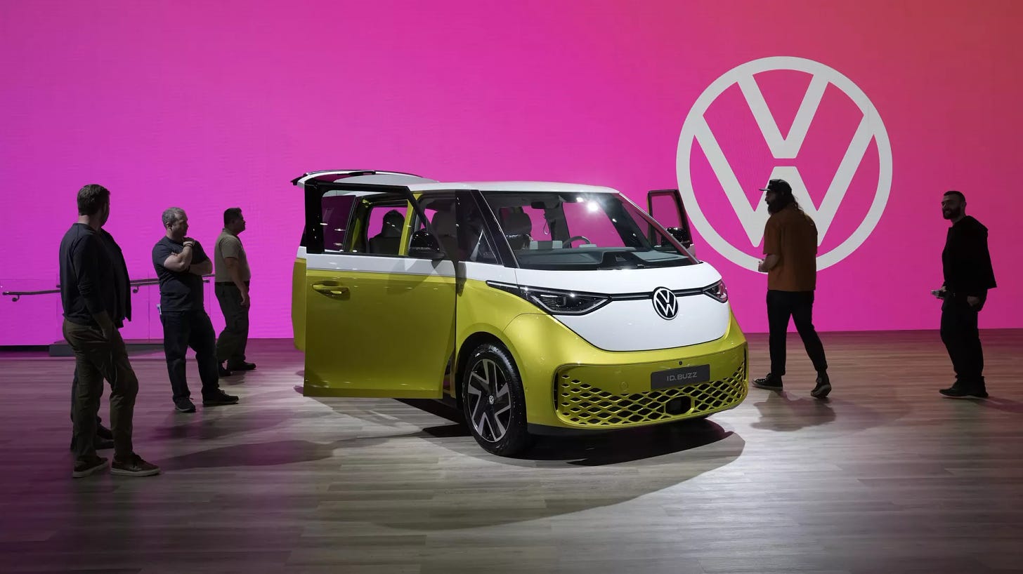 Автомобиль Volkswagen ID. Buzz на выставке AutoMobility в Лос-Анджелесе  - Sputnik International, 1920, 03.09.2024