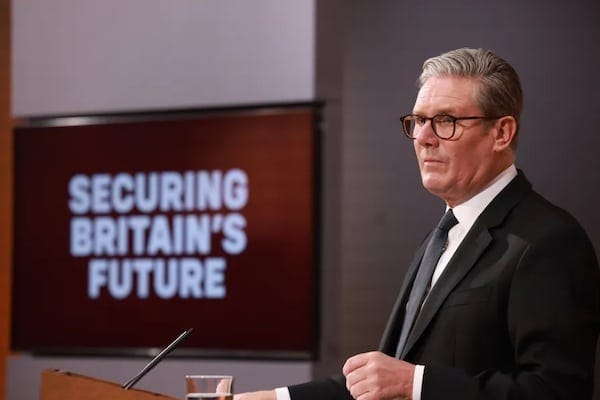 Having sold out on every working-class promise, Starmer finally stoops ...