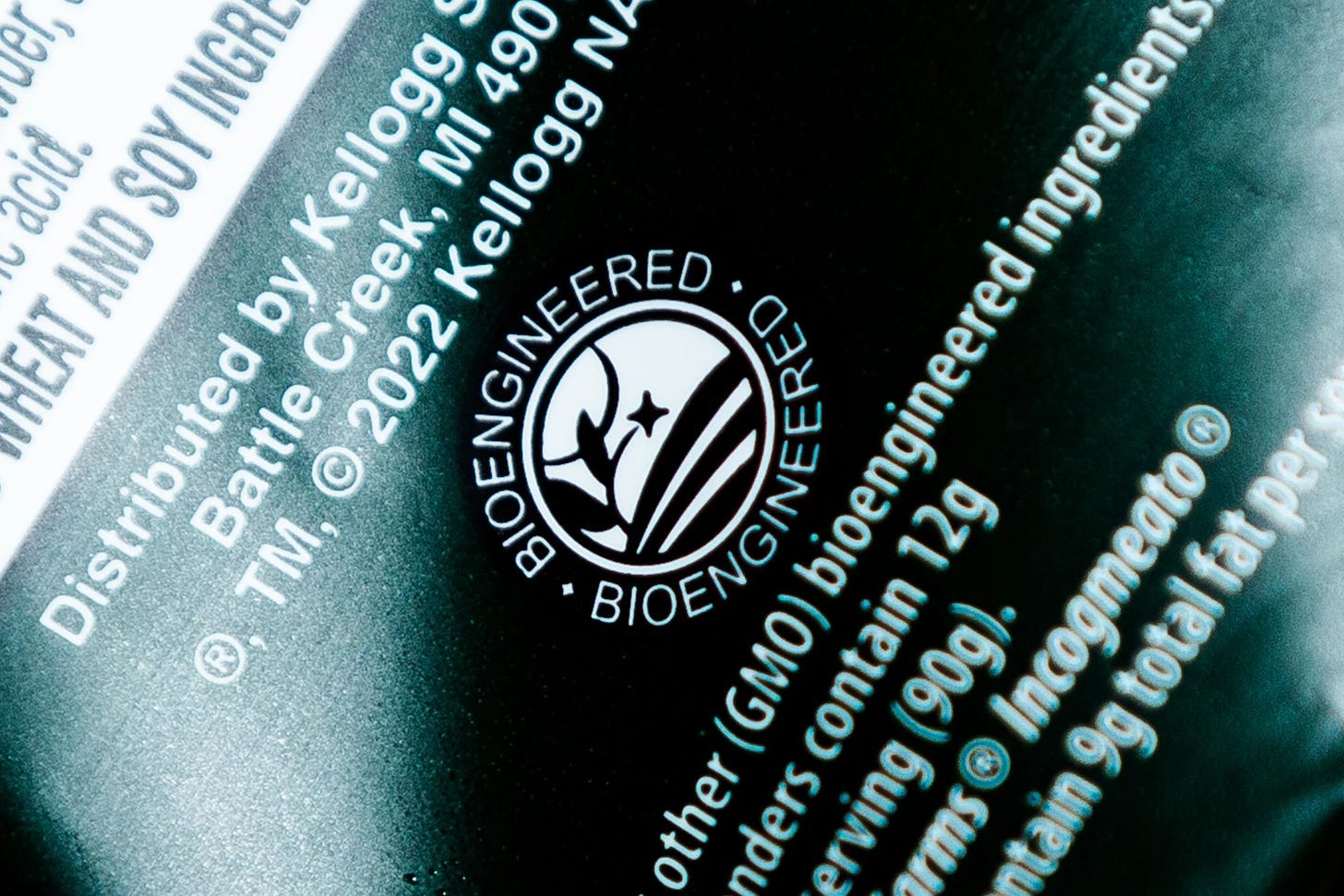 An up-close picture of a food label signifying a "Bioengineered" product.